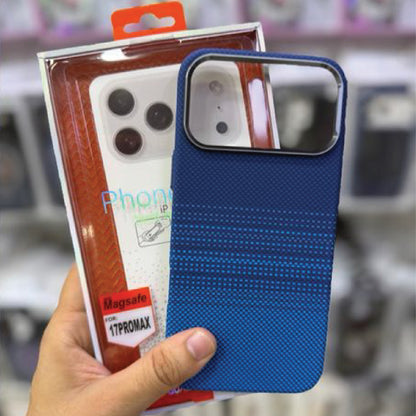 Luxo Black & Blue Line Carbon MagSafe Case