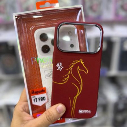 Luxo Black & Red Horse Carbon MagSafe Case